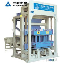 QT4-25 Máquina de ladrilho oco Máquina de fabricação de blocos para pequenas empresas
